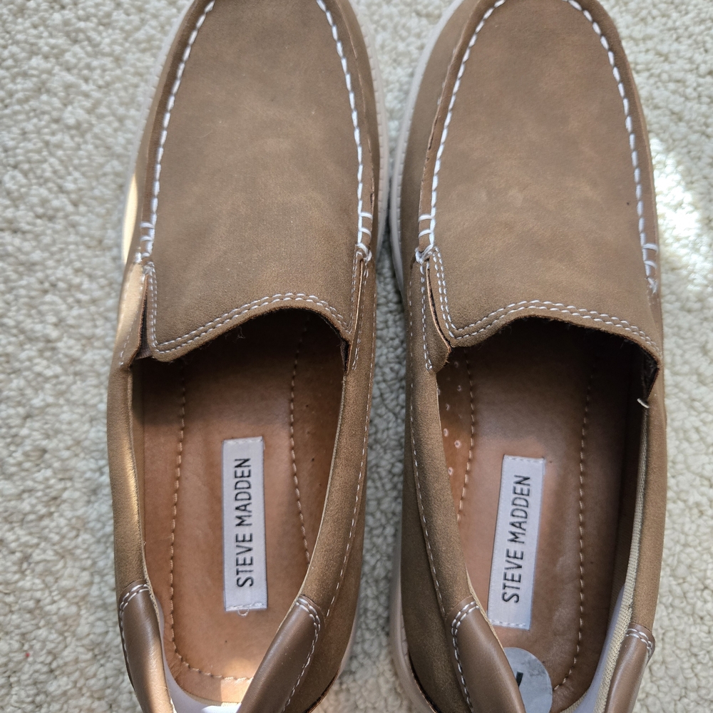 Steve Madden Men's Brown Lightweight Loafers, Size 7 - Picture 2 of 6